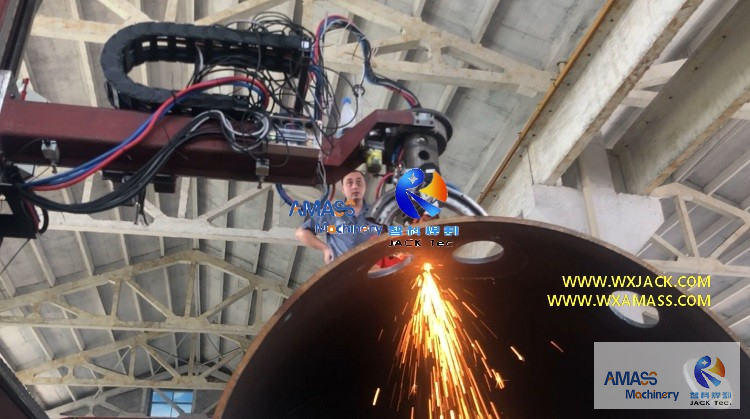 Máy cắt ống CNC tự động 5 trục 2500/12 ngọn lửa và plasma